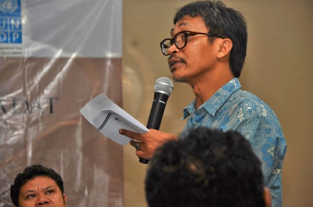 Abdon Nababan, Sekjen AMAN, berharap keberadaan Perda Masyarakat Adat ini bisa mendorong pembangunan daerah, di mana di dalamnya ada kewajiban bagi Pemda untuk program pemberdayaan masyarakat adat. Foto: Wahyu Chandra.